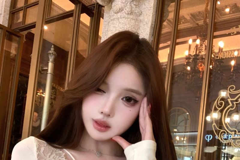 Elegant Lace-Trimmed Long Sleeve V-Neck Tee
