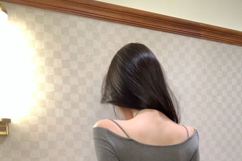 Cold Shoulder Keyhole Cutout Solid Long Sleeve Tee