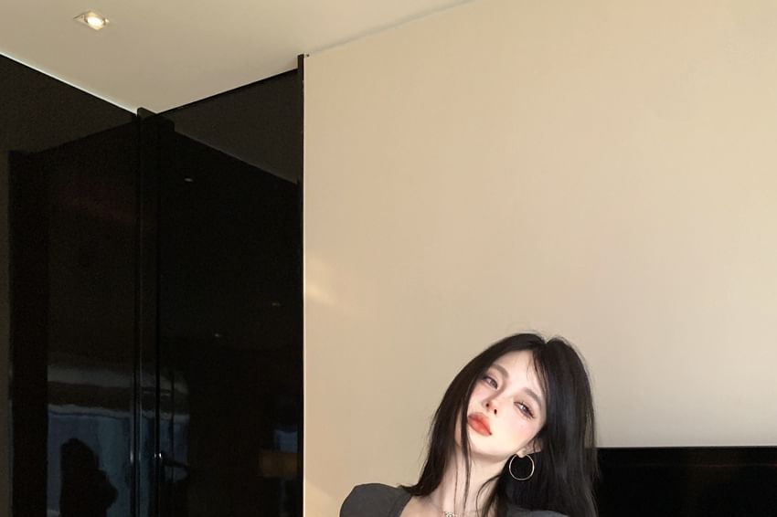 V-Neck Cutout Solid Long Sleeve Tee