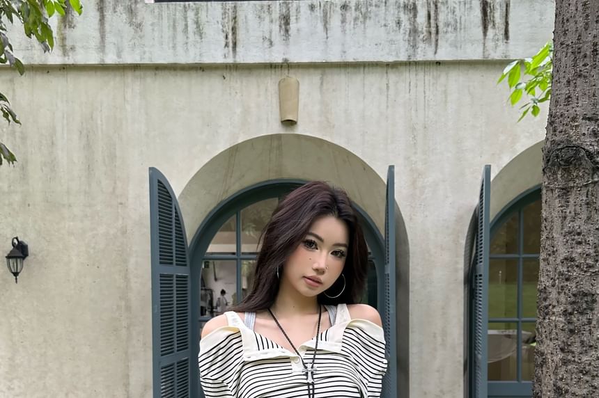 Striped Cold Shoulder Long Sleeve Tee