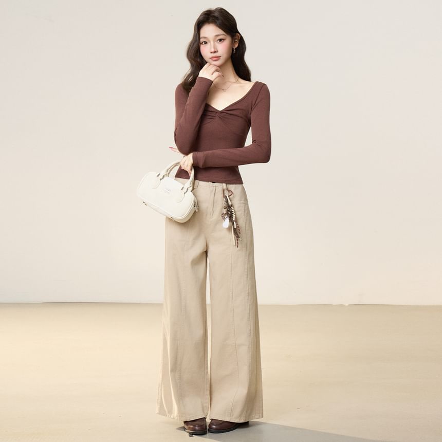 Extended Sleeve V-Neck Twisted Solid Blouse