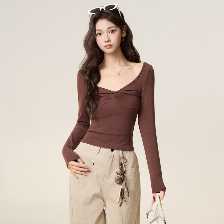 Extended Sleeve V-Neck Twisted Solid Blouse