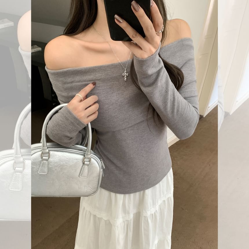 Off Shoulder Long Sleeve Solid Top