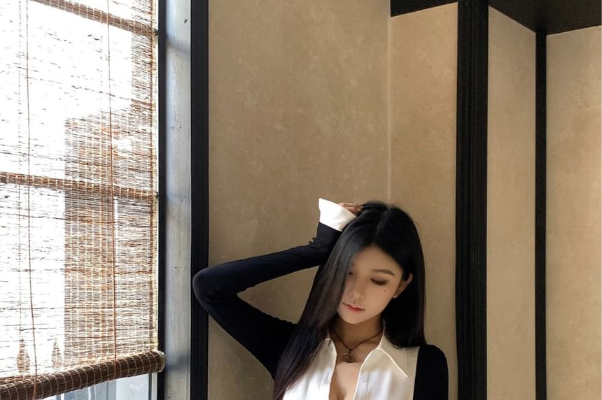 Two-Tone Collared Crop Top Set with Belt