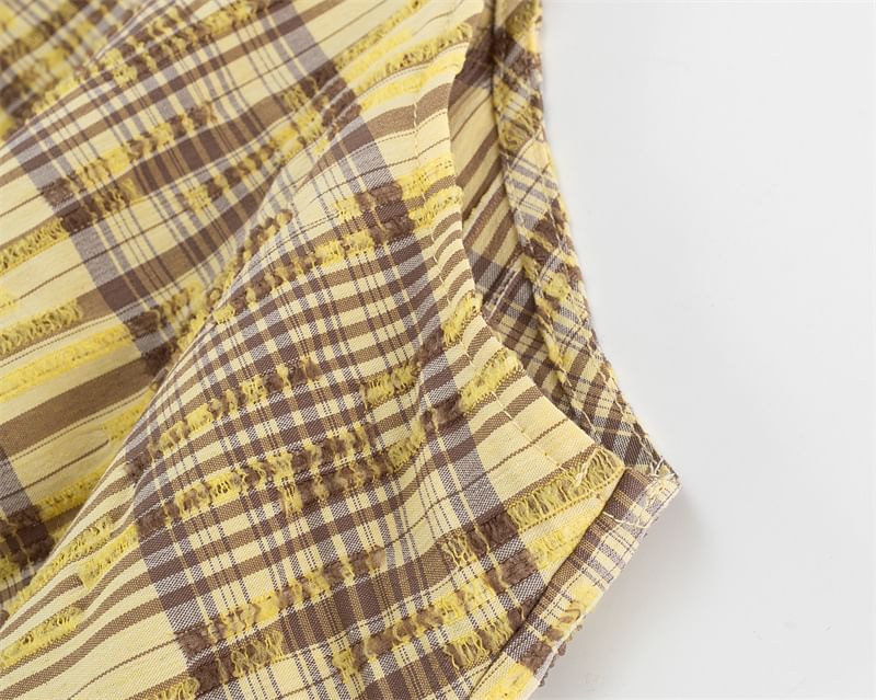 Sleeveless V-Neck Checkered Knotted Shirt
