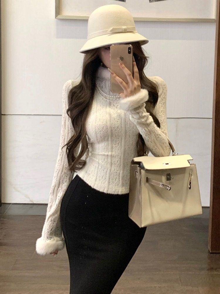 Mock Neck Long Sleeve Fluffy Trim Lace Slim Crop Top