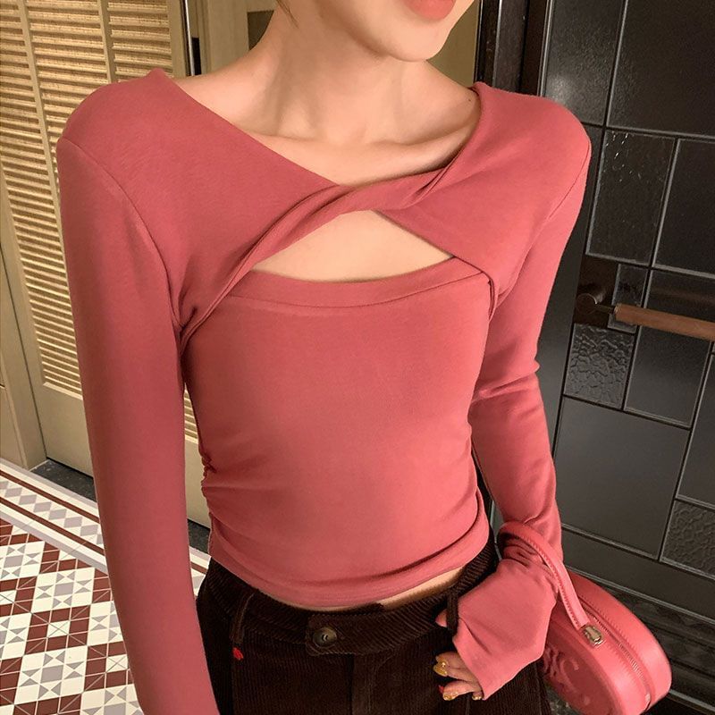 Twisted Cut-Out Slim-Fit Long Sleeve Tee