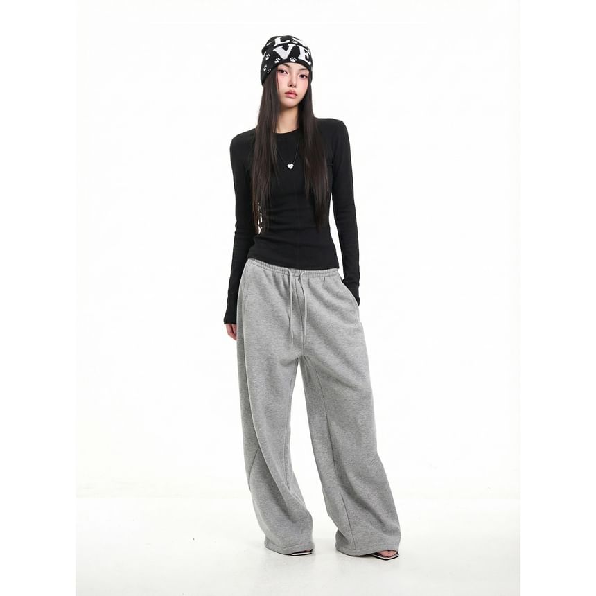 Plain Crew Neck Tee with Long Sleeves