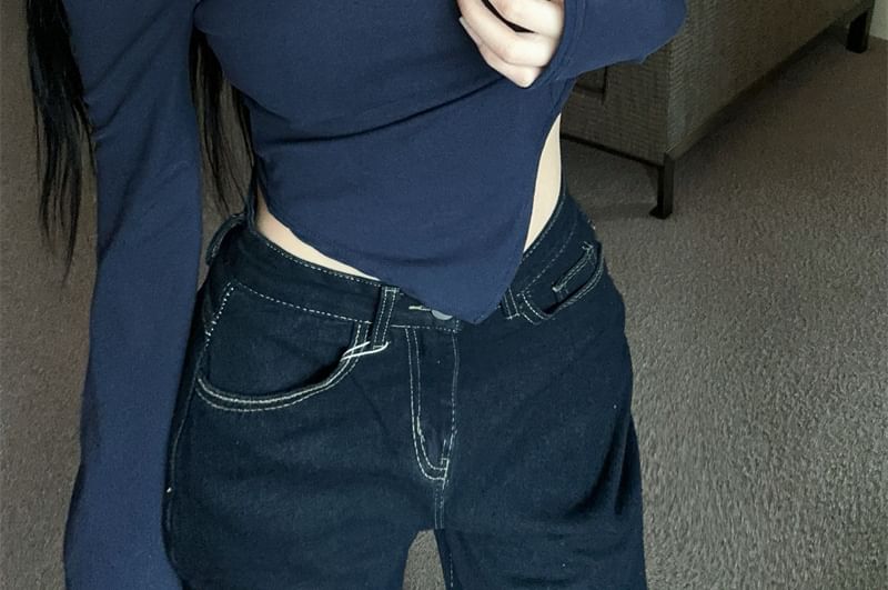 Cold Shoulder Asymmetrical Slim Crop Top