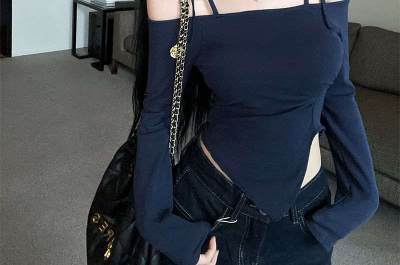 Cold Shoulder Asymmetrical Slim Crop Top