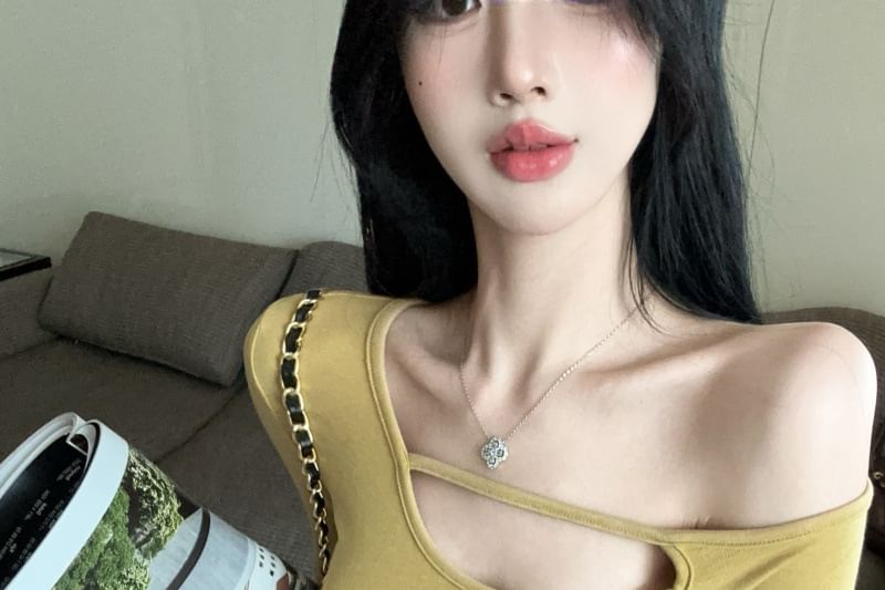 Off-Shoulder Cutout Asymmetrical Crop Top