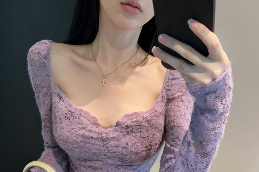 Notch Neck Lace Slim Fit Crop Top