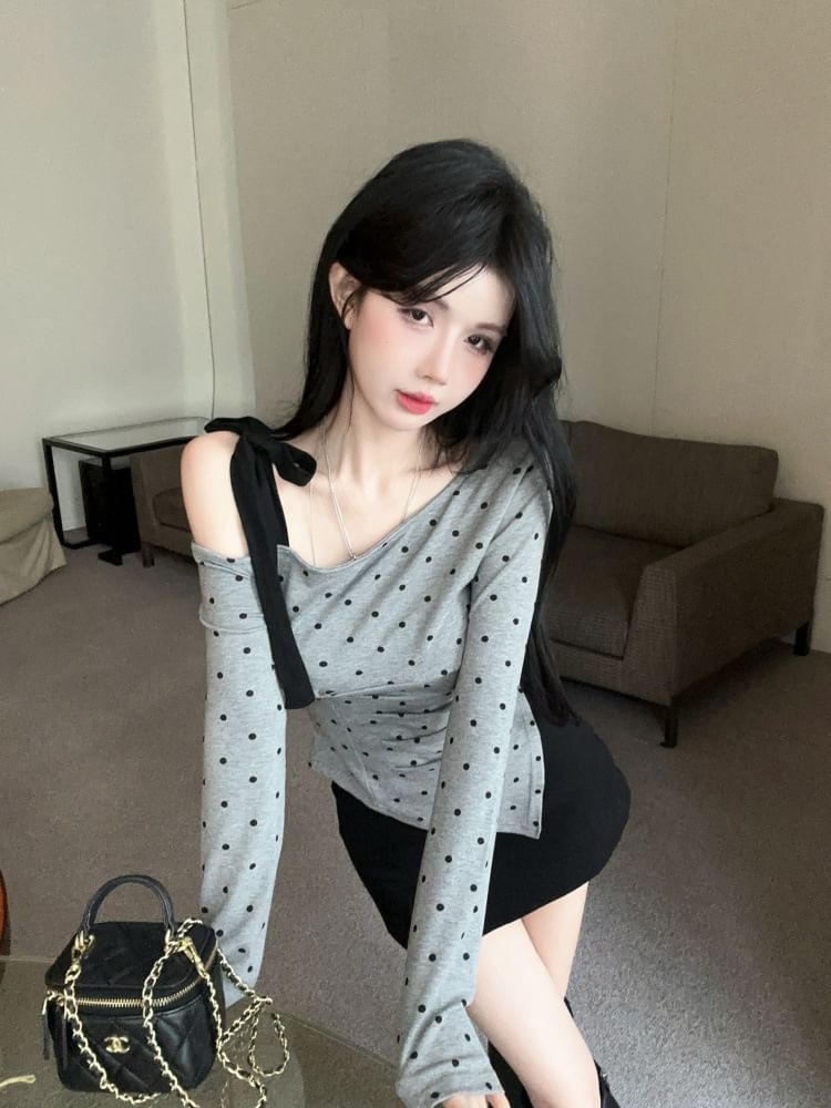 Polka Dot Cold Shoulder Ruched Asymmetrical Top