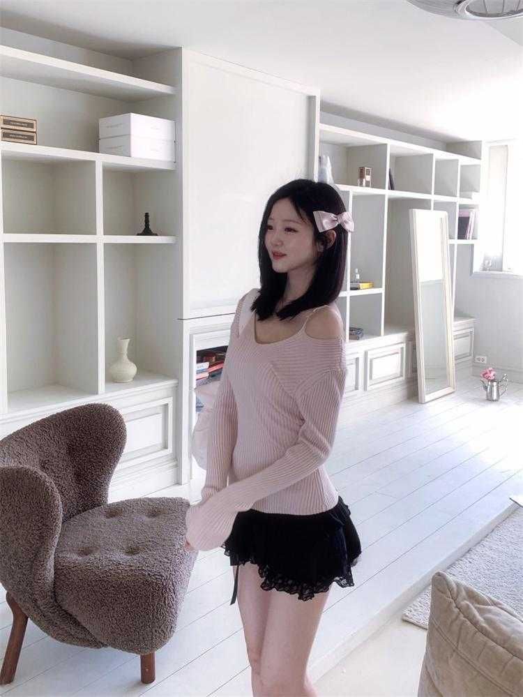 Cold Shoulder Ribbed Knit Top with V-Neck