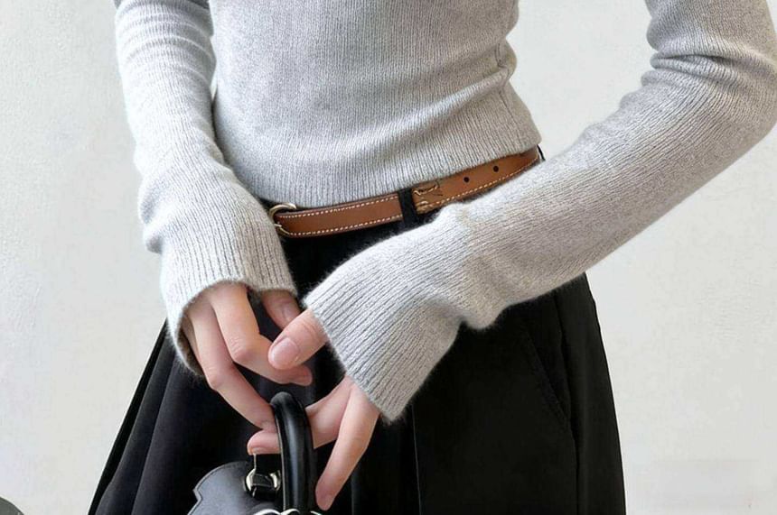 Crew Neck Long Sleeve Solid Cutout Ribbed Knit Top