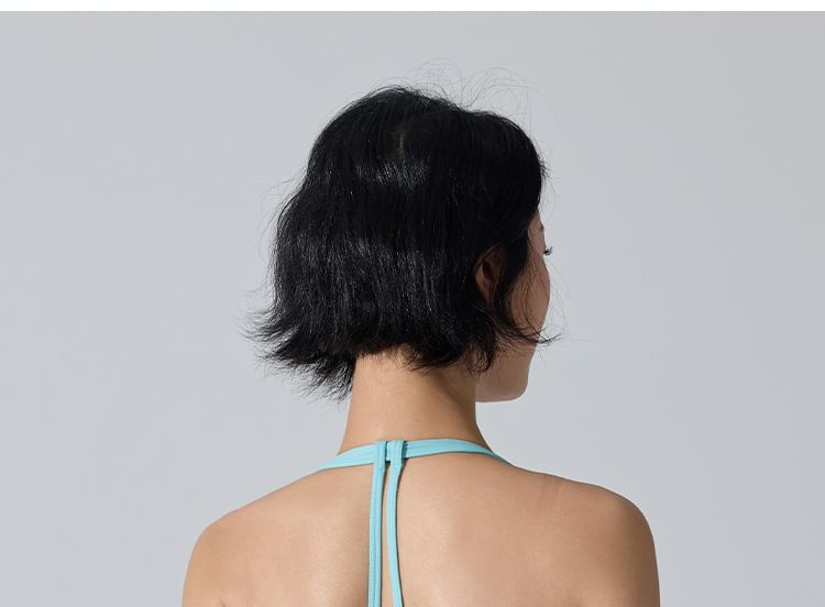 Open Back Halter V-Neck Crop Sports Top