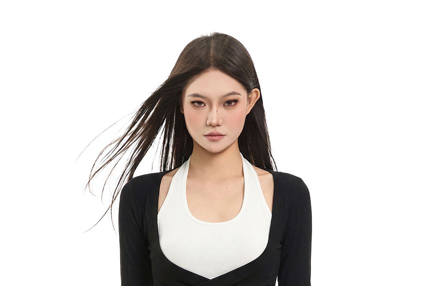 Set: V-Neck Crop Tee + Halter Neck Top