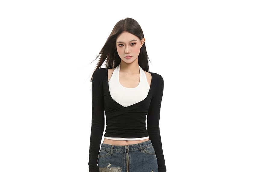 Set: V-Neck Crop Tee + Halter Neck Top