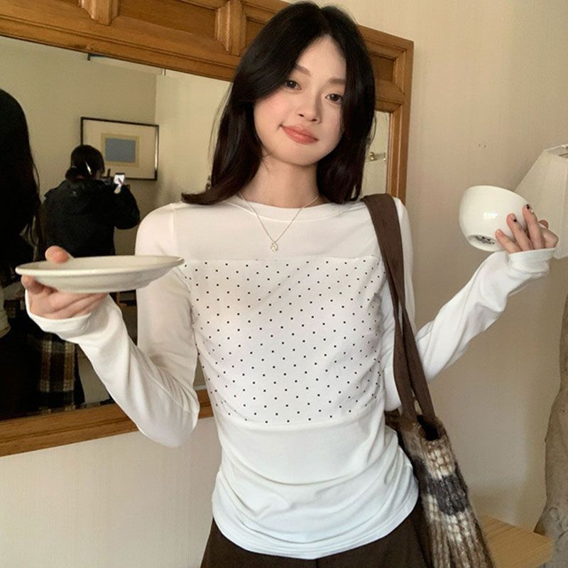 Polka Dot Paneled Slim Tee with Crew Neck