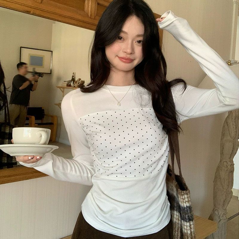 Polka Dot Paneled Slim Tee with Crew Neck
