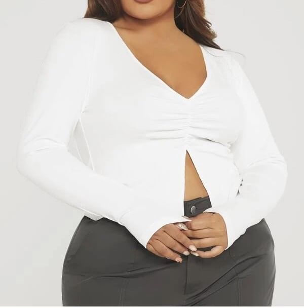 V-Neck Ruched Slit Crop Knit