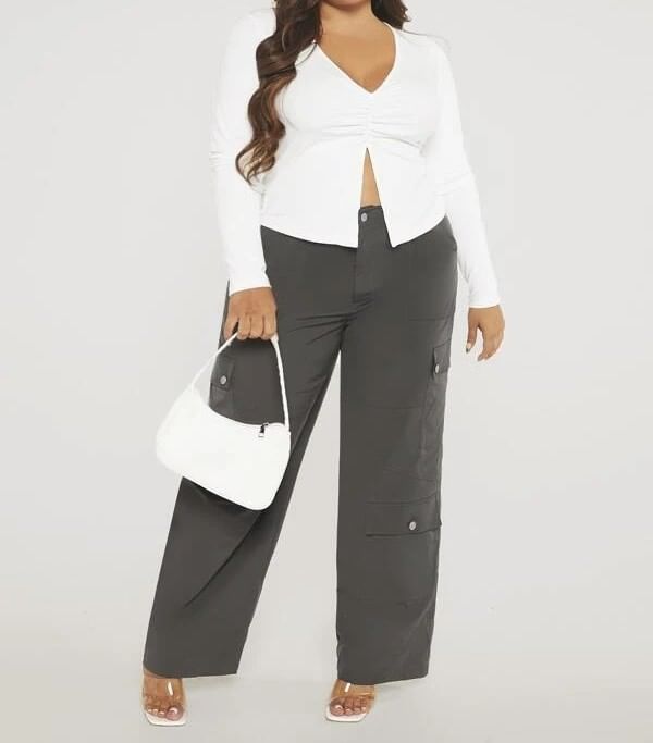 V-Neck Ruched Slit Crop Knit