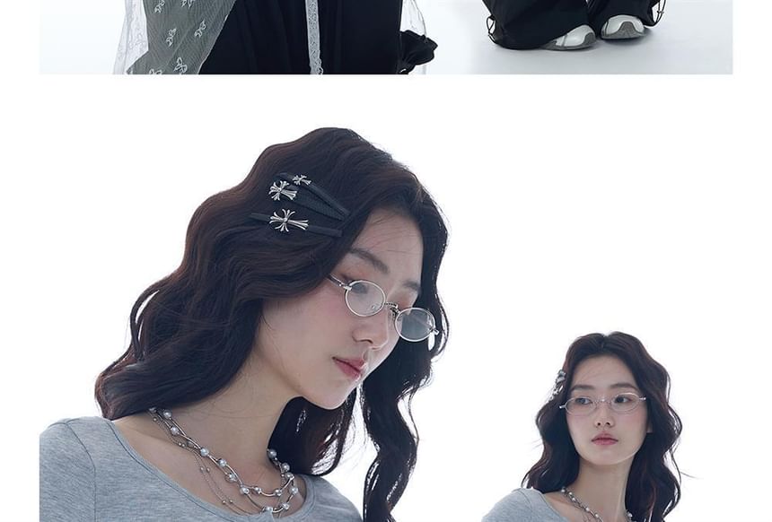 Off-Shoulder Crop T-Shirt Long Sleeve