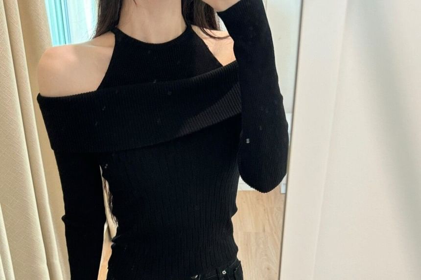 Cold Shoulder Knit Crop Top with Halter Neck