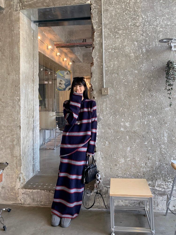 Crew Neck Striped Knit Top & High Waist Maxi Straight Skirt