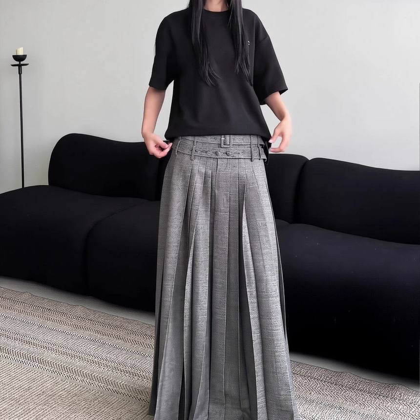 Mid Rise Frayed Pleated Maxi A-Line Skirt