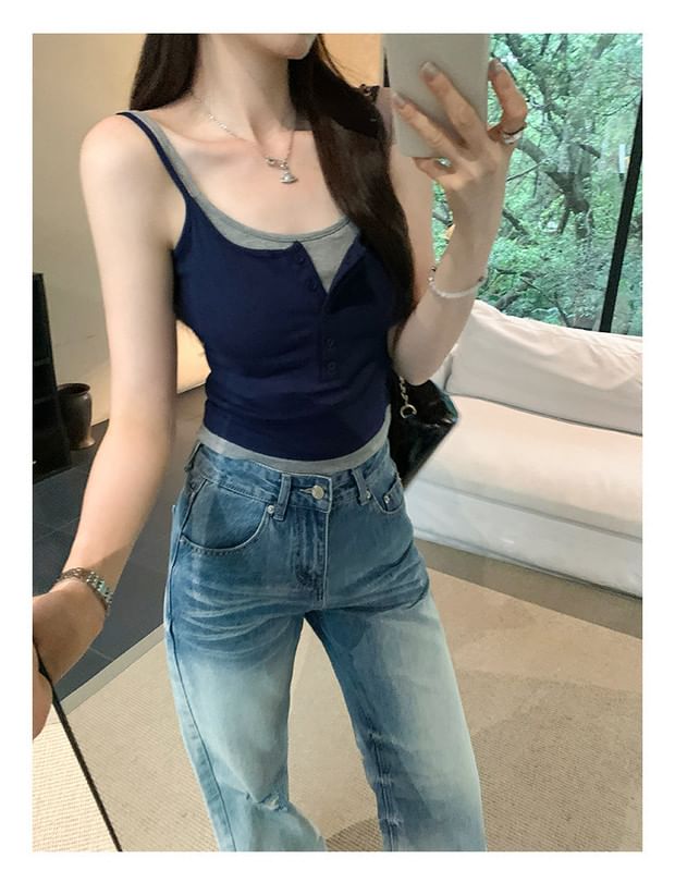 Two-Tone Crop Camisole with Scoop Neck and Long Sleeves