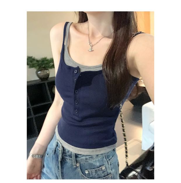 Two-Tone Crop Camisole with Scoop Neck and Long Sleeves