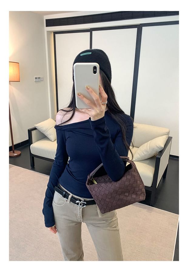 Off-Shoulder Long Sleeve Tee in Solid Tone