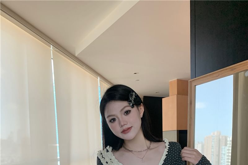 V-Neck Asymmetrical Dotted Lace Ruffled Tee