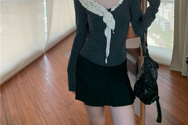 V-Neck Asymmetrical Dotted Lace Ruffled Tee