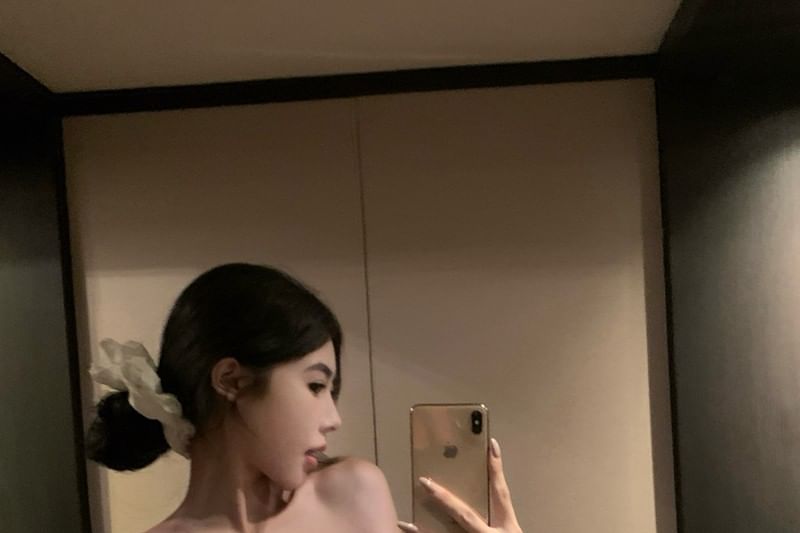 One-Shoulder Ruffle Top with Long Sleeves
