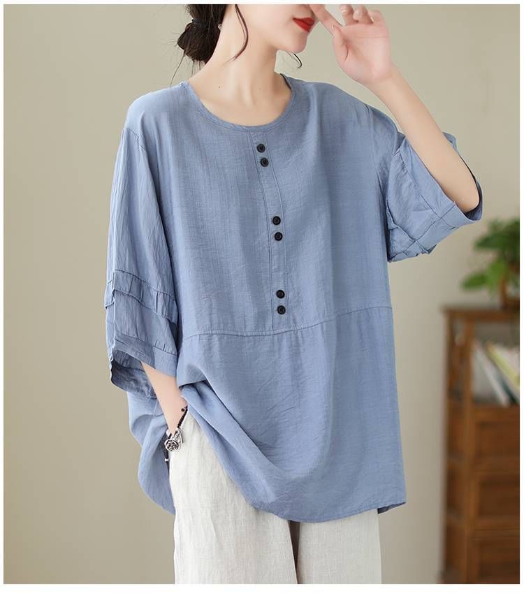 Round Neck Blouse with Three-Quarter Sleeves and Solid Color