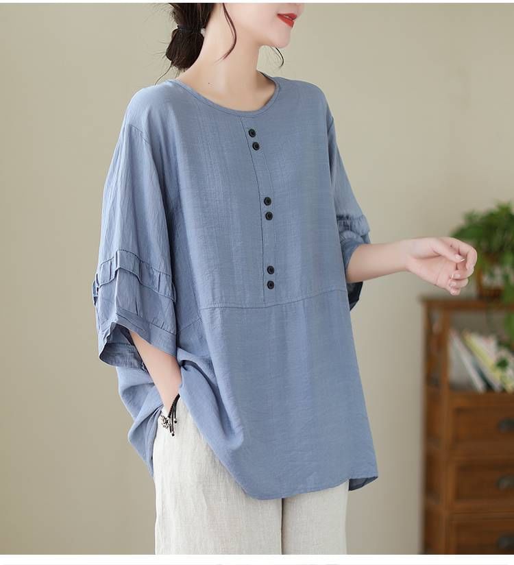 Round Neck Blouse with Three-Quarter Sleeves and Solid Color