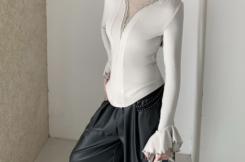Turtleneck Mesh Panel Lace Trim Slim Fit Tee