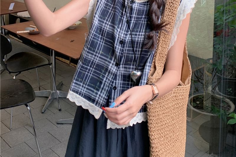 Crew Neck Plaid Lace Trim Button-Up Crop Blouse