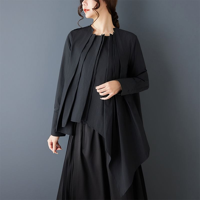 Asymmetrical Crewneck Shirt with Long Sleeves