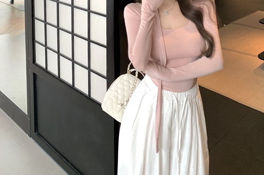 Scoop Neck Slim Crop Tee with Scarf Set