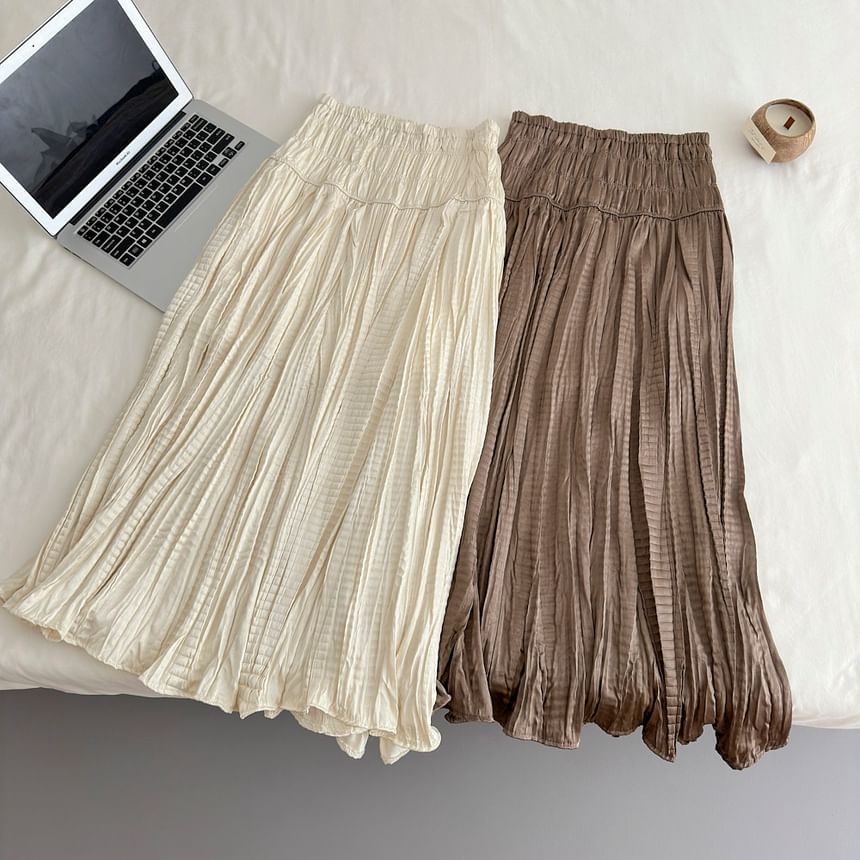 Two-Tone V-Neck Knit Top with Plaid Maxi Skirt