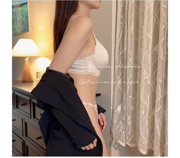 Lace-Trimmed Bralette & Panty Set
