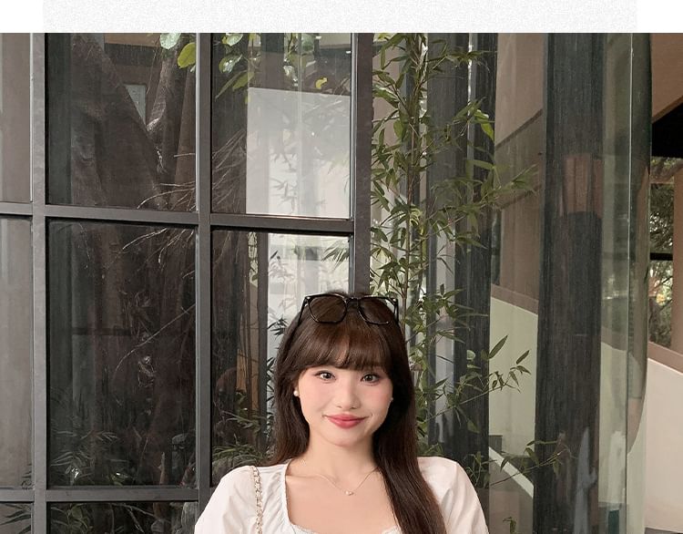 Square Neck Puff Sleeve Ruffle Blouse