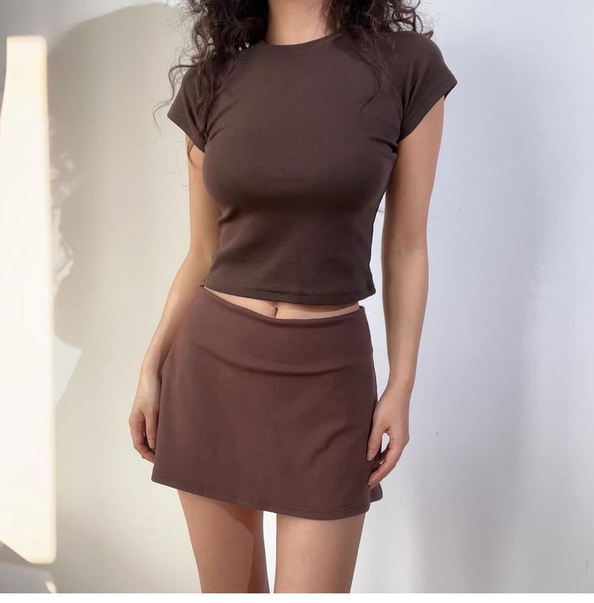 Plain Mini A-Line Mid Rise Skirt