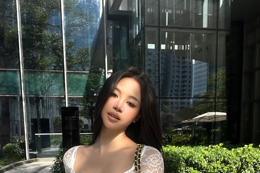 Lace Crop Top & Mini Pencil Skirt - V-Neck Long Sleeve