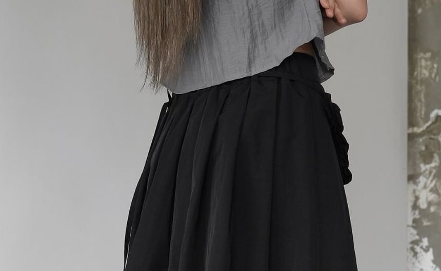 Set: High-Waisted Pleated Midi A-Line Skirt with Pouch