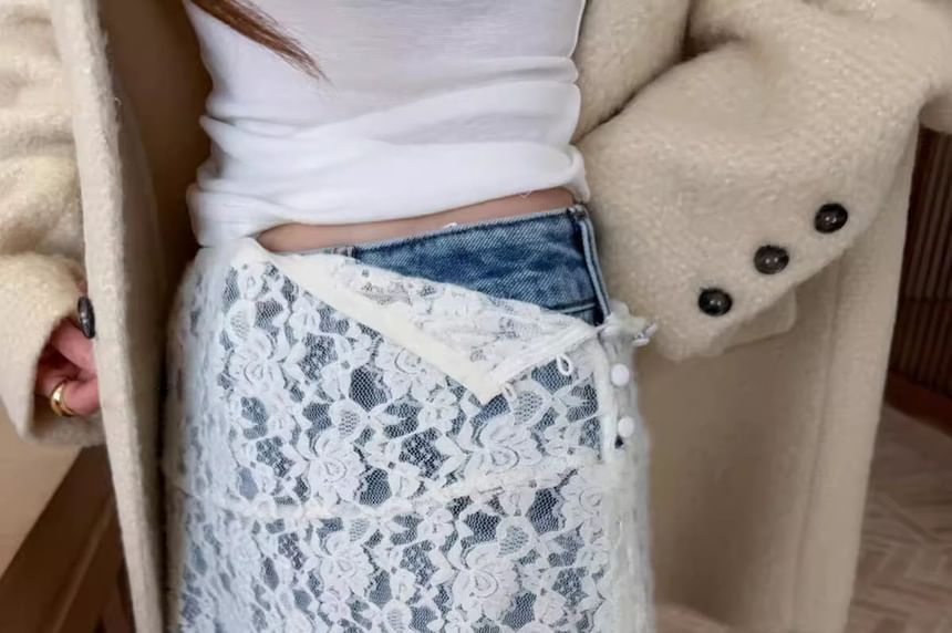 Mid-Rise Plain Lace Overlay Skirt