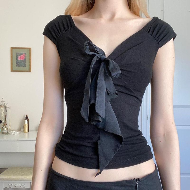 Tie Front Sleeveless V-Neck Solid Tee